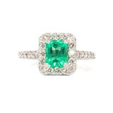 Anillo Oro Blanco Esmeralda .70 ct y Diamantes .44 ctw