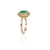 Anillo Oro Amarillo Esmeralda 1.00 ct y Diamantes Halo .42 ctw