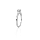 Anillo de Compromiso Diamante Central .20 ct, Diamantes Laterales .10 ctw