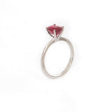 Solitario Oro Blanco Rubí Oval 1.80 ct