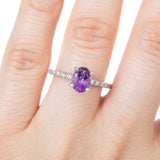 Anillo Oro Blanco Amatista 1.00 ct y Diamante Lateral .12 ctw