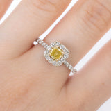 Anillo de Compromiso Halo con Diamante Canario .35 ct