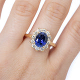 Anillo Oro Amarillo Zafiro 2.70 ct y Diamantes Halo .70 ctw
