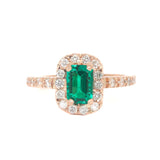 Anillo Oro Rosa Esmeralda 0.55 ct y Diamantes Halo-Pavé