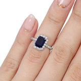 Anillo Oro Blanco Zafiro 2.00 ct y Diamantes .44 ctw