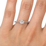 Anillo Diamante Princess .53 ct y Diamanantes Laterales .12 ctw