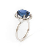Anillo Oro Blanco Zafiro 5.00 ct y Diamantes Halo .25 ctw