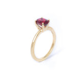 Solitario Oro Amarillo Rubí Oval 1.20 ct